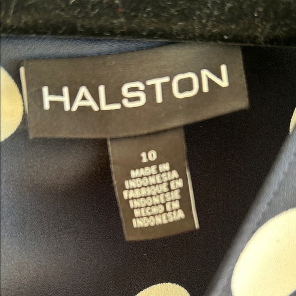 Elegant Black Polka Dot Dress - Picture 3 of 3